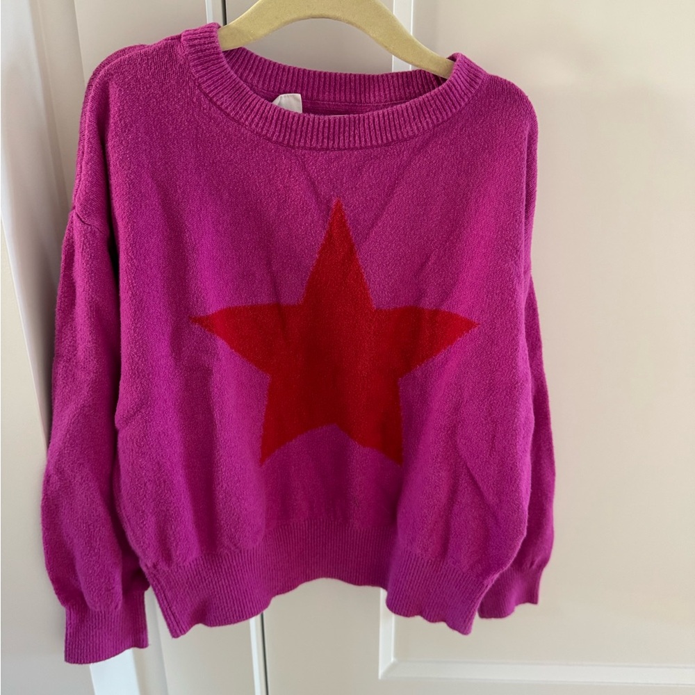 GAP Fuchsia Sweater with Red Star